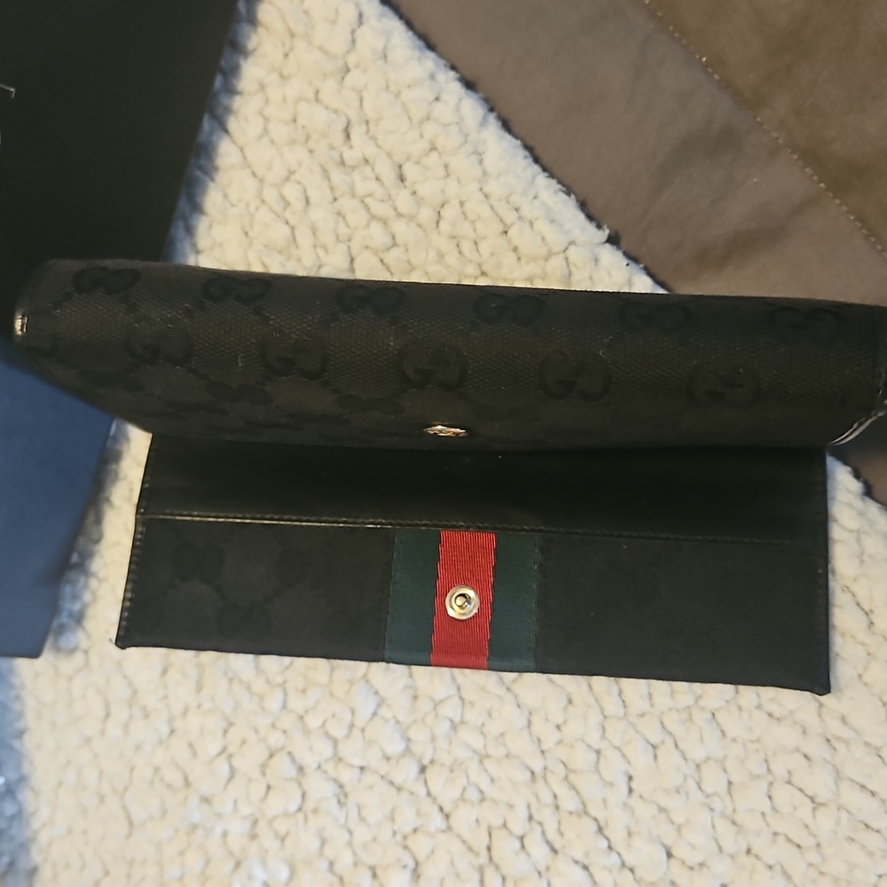Gucci Black Clutch with Red and Green Accent - Picture 8 of 11